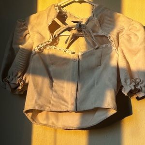 Beautiful lace beige blouse Size (s)